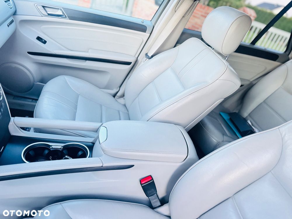 Mercedes-Benz ML 420 CDI 4-Matic - 12