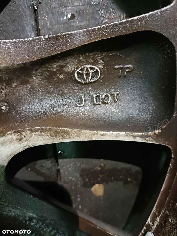 TOYOTA AVENSIS II T25 03-09 komplet 4 sztuki felgi aluminiowe alufelgi 16'' ET 45 * - 7