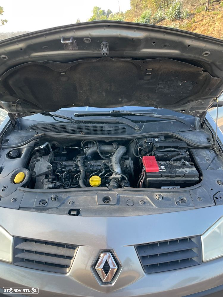Renault Mégane 1.9 dCi Dynamique - 6