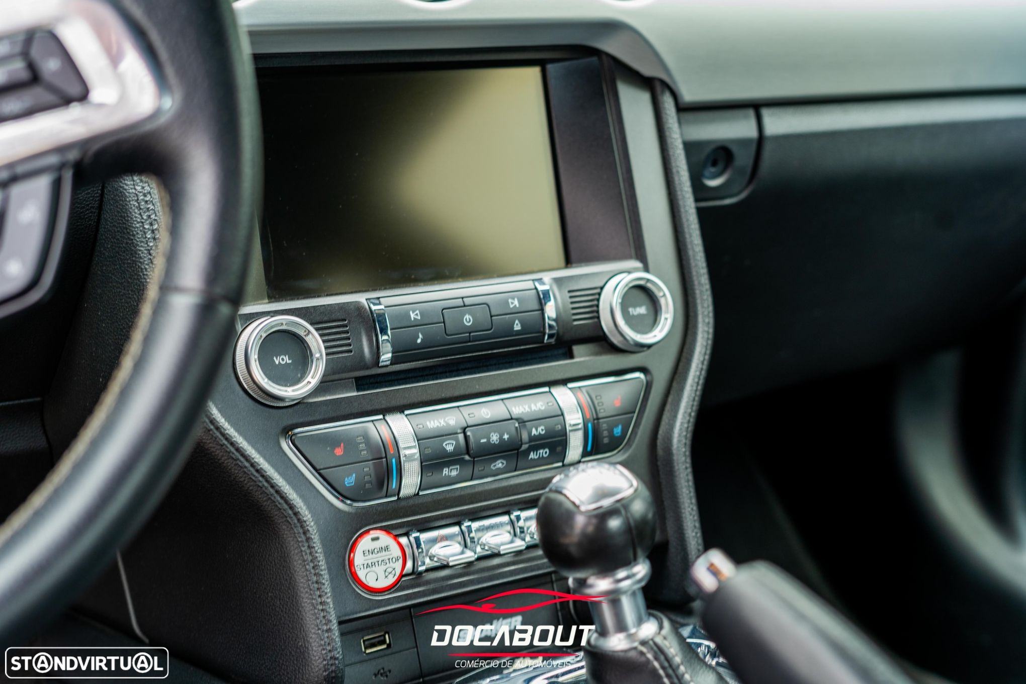 Ford Mustang 2.3i EcoBoost - 11