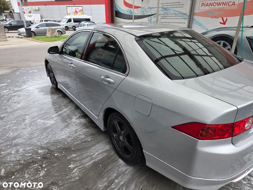 Honda Accord 2.0 Comfort - 3