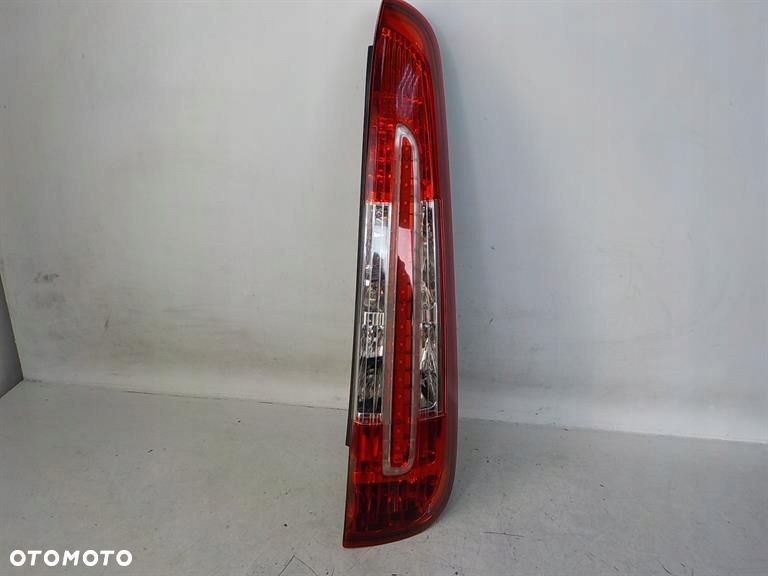 FORD C-MAX MK1 LIFT LAMPA PRAWA TYŁ TYLNA - 1