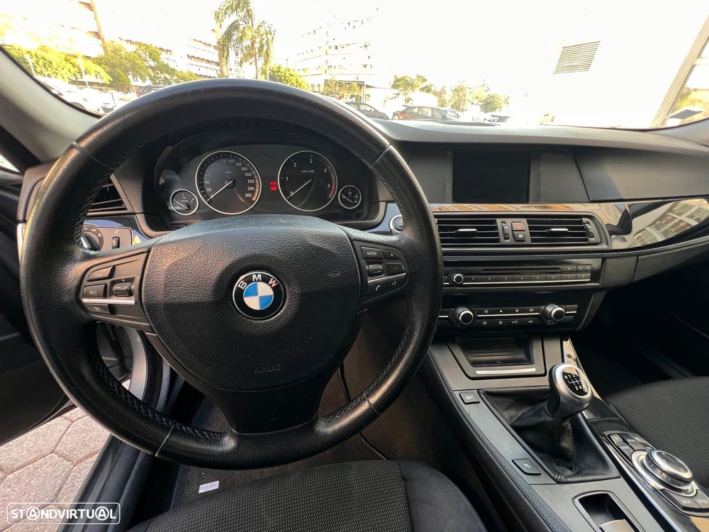BMW 520 d Efficient Dynamics Edition - 8