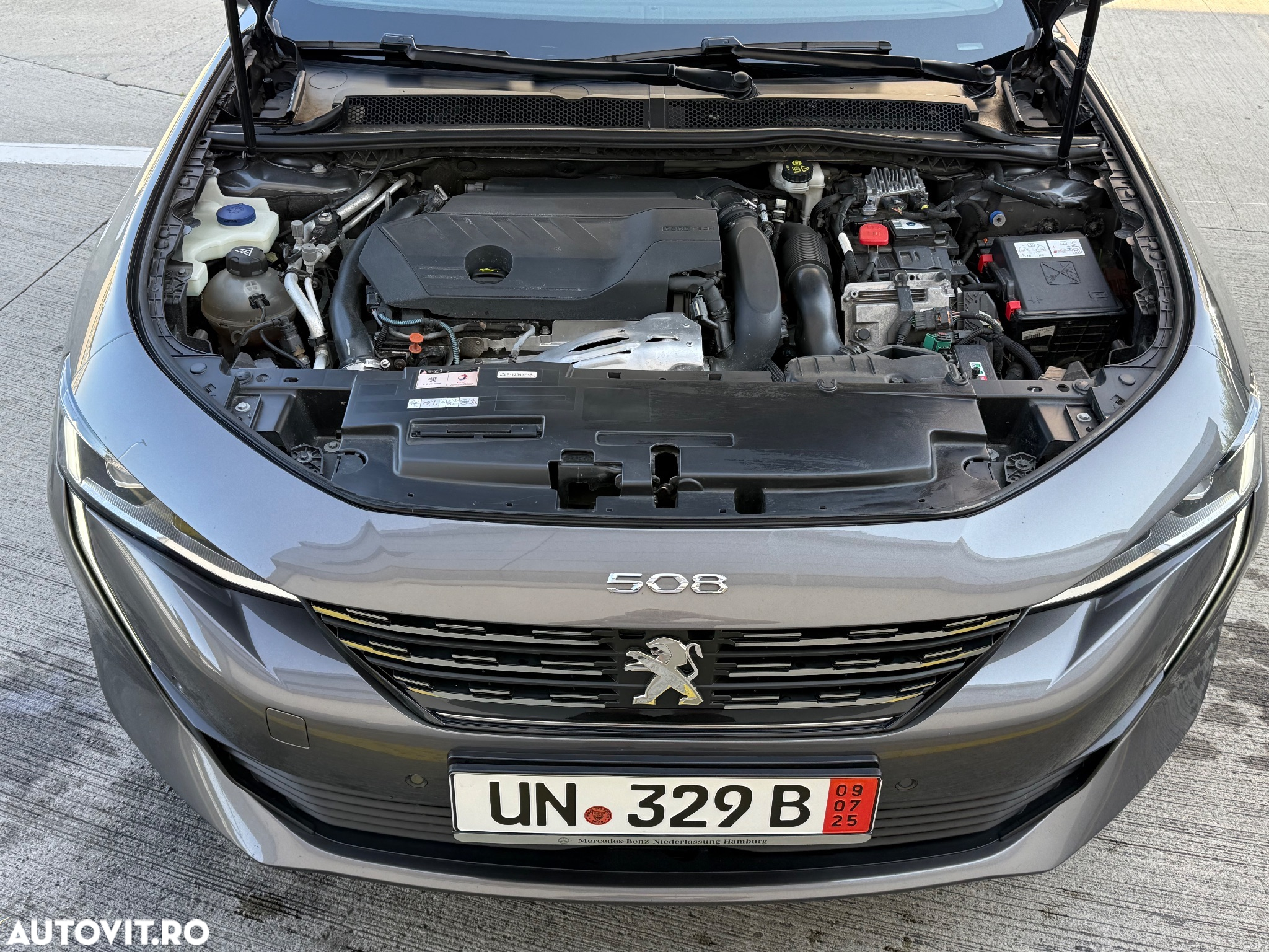 Peugeot 508 SW Plug-In Hybrid 225 e-EAT8 Allure Pack - 31