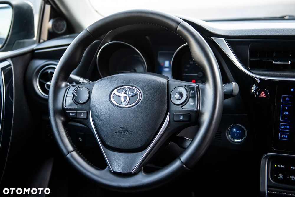Toyota Auris - 31