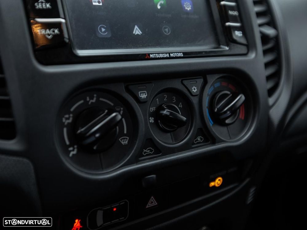 Mitsubishi L200 - 17