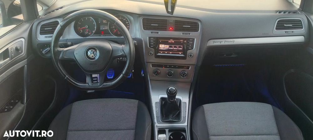 Volkswagen Golf 1.2 TSI BlueMotion Technology Comfortline - 8