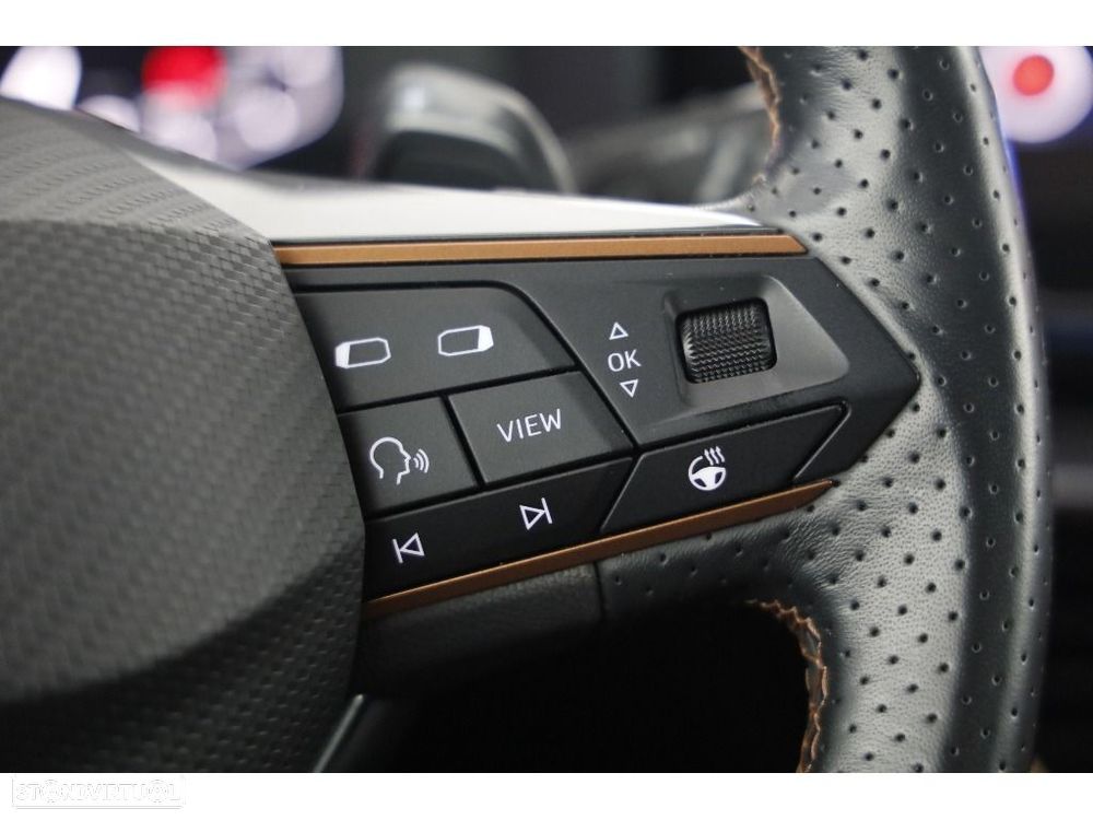 Cupra Formentor 1.4 e-Hybrid DSG VZ - 25