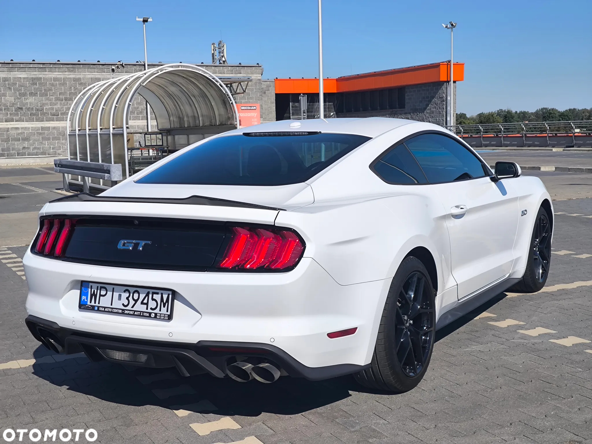 Ford Mustang - 8