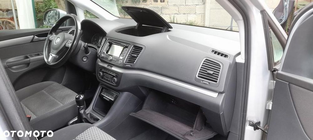 Volkswagen Sharan 2.0 TDI BlueMotion Technology Trendline - 22