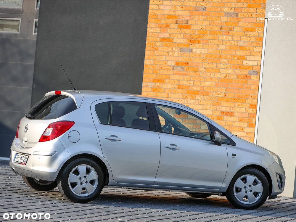 Opel Corsa 1.4 16V Satellite - 4