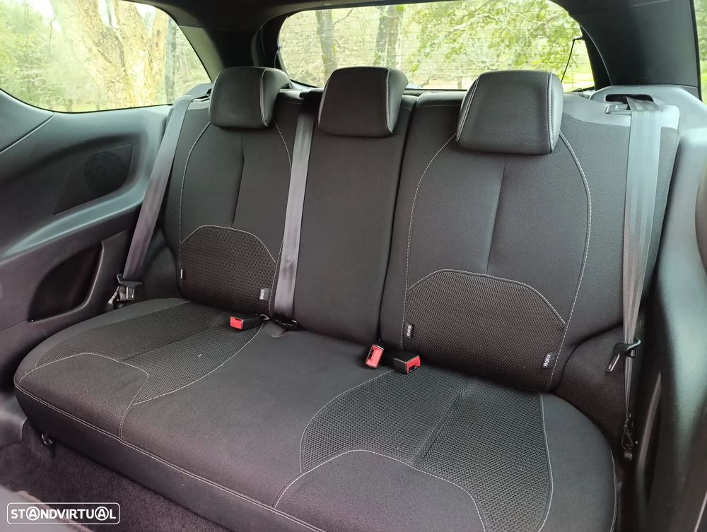 Citroën DS3 1.6 e-HDi So Chic - 12