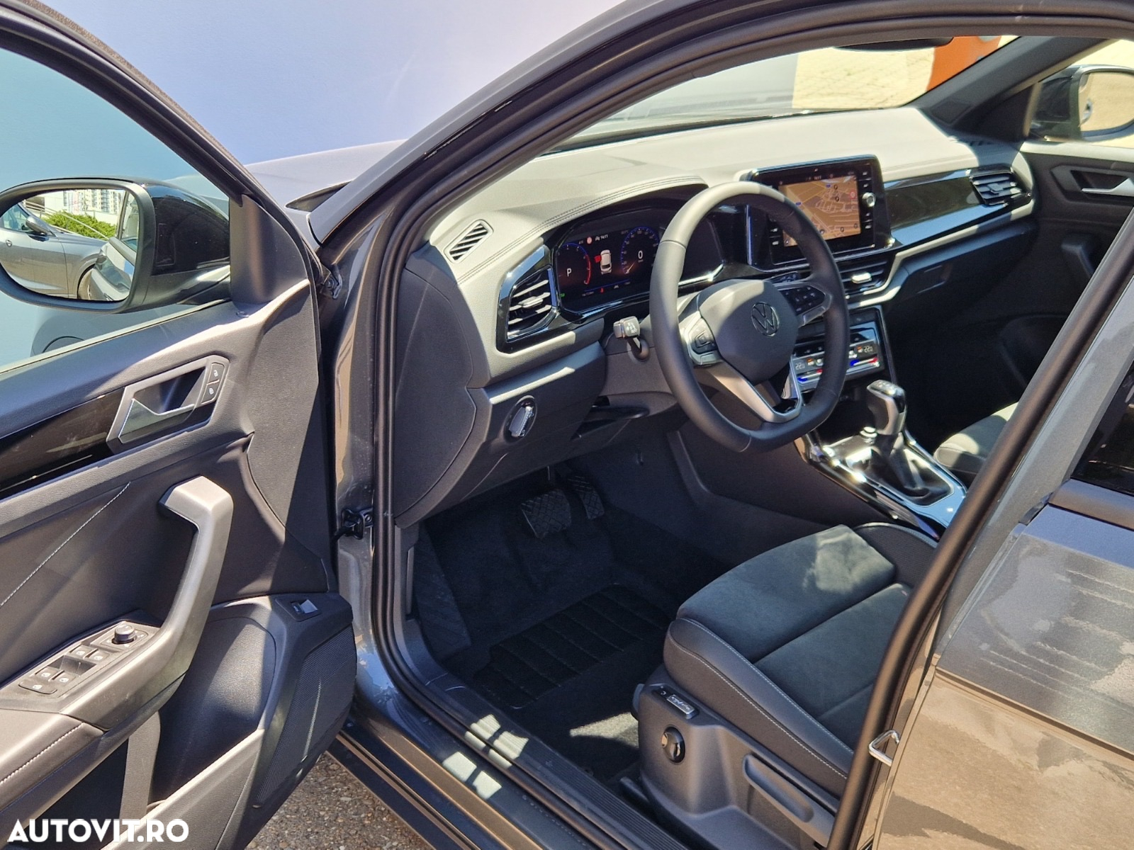 Volkswagen T-ROC 1.5 TSI DSG Style - 7