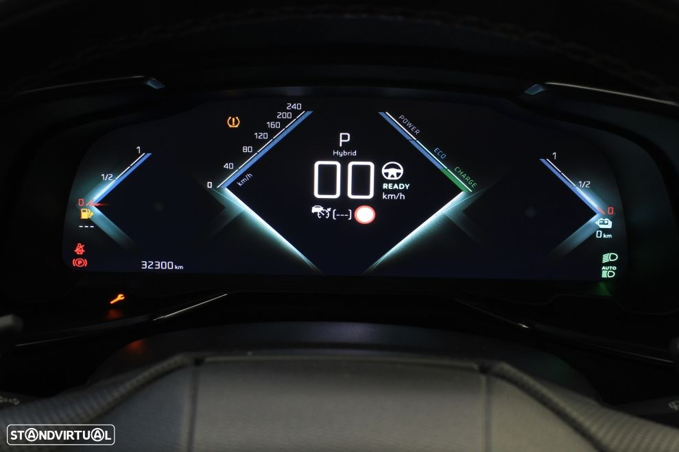 DS DS7 Crossback E-Tense Performance Line EAT8 - 17