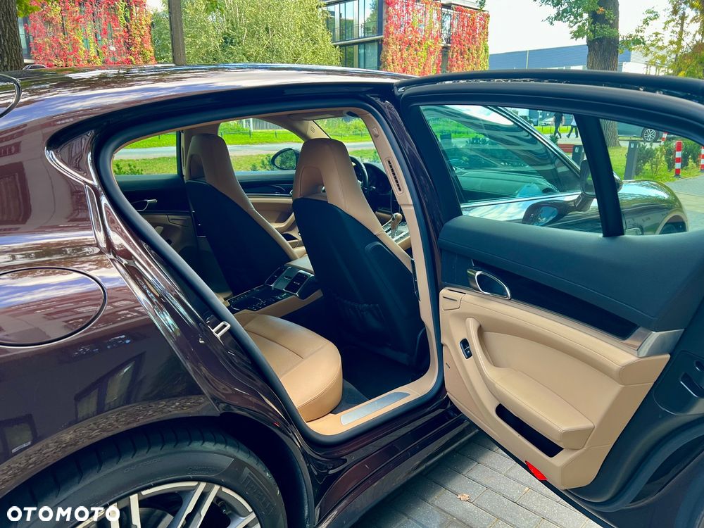 Porsche Panamera Edition - 10