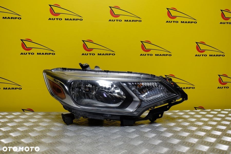 HONDA FIT JAZZ 2015- REFLEKTOR LAMPA ZWYKŁA PRAWA USA - 2