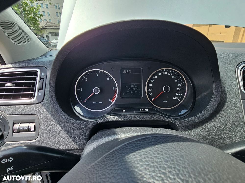 Volkswagen Polo 1.6 TDI CR DPF Highline - 11