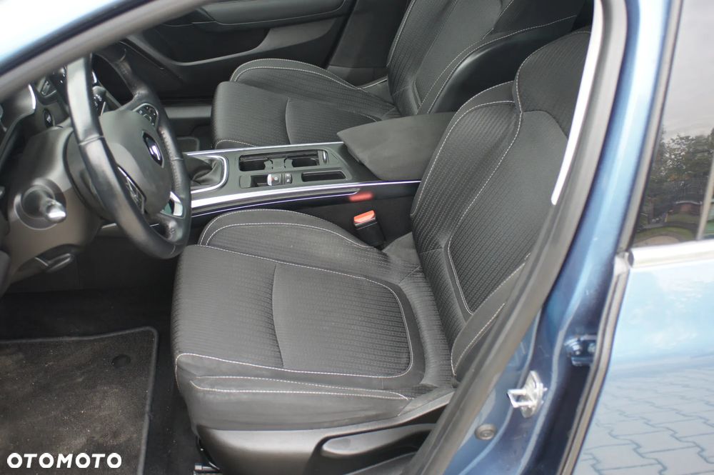 Renault Megane ENERGY TCe 130 Start & Stop LIMITED - 19