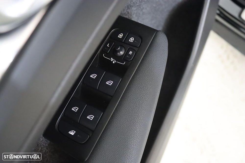 Volvo XC 40 1.5 T4 PHEV Inscription Expression - 14