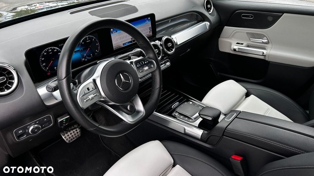 Mercedes-Benz GLB 200 d AMG Line 8G-DCT - 11