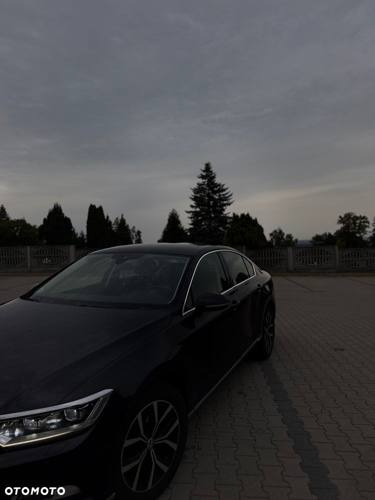 Volkswagen Passat 2.0 TDI BMT Comfortline DSG - 10