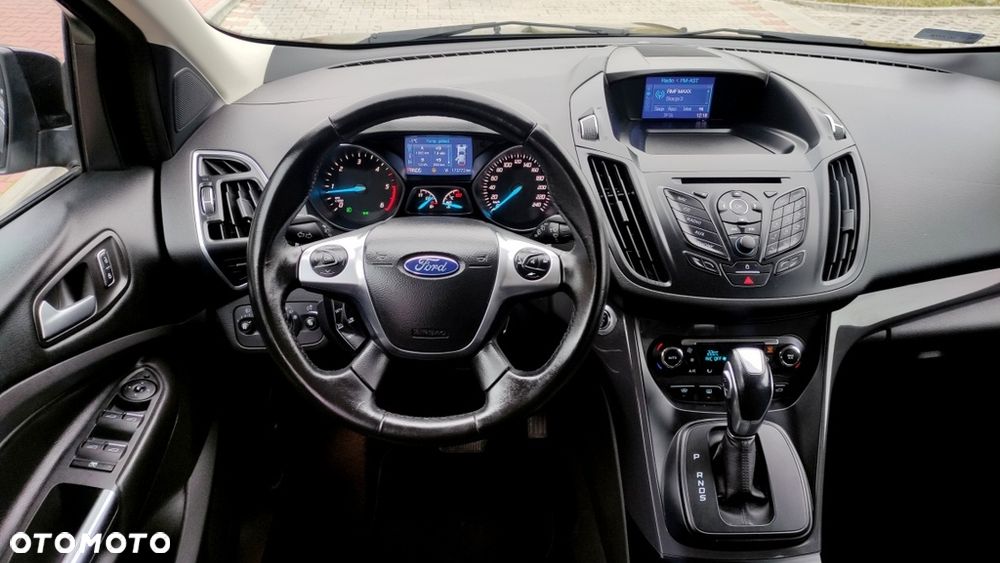 Ford Kuga 2.0 TDCi 2x4 Titanium - 30