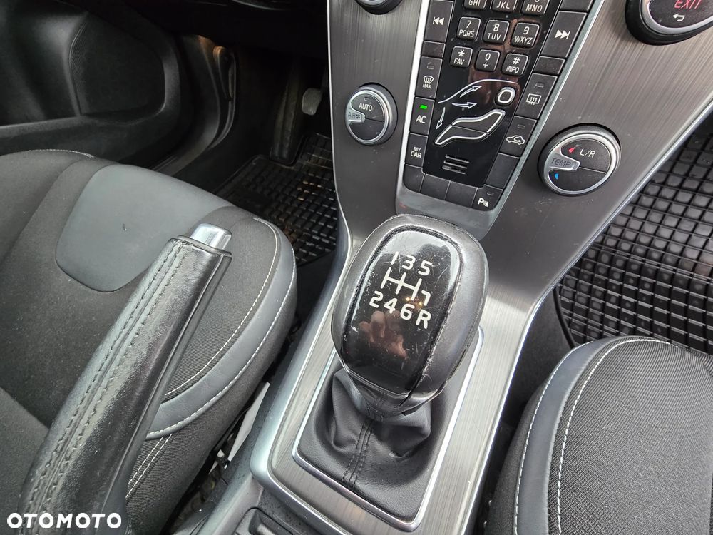 Volvo V40 D2 Kinetic - 30