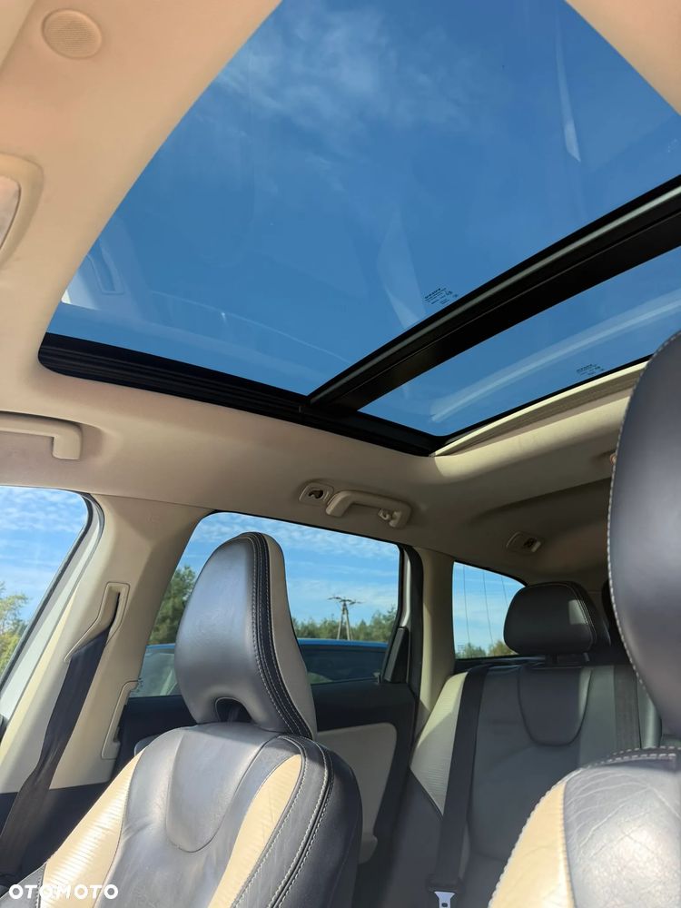 Volvo XC 60 - 16