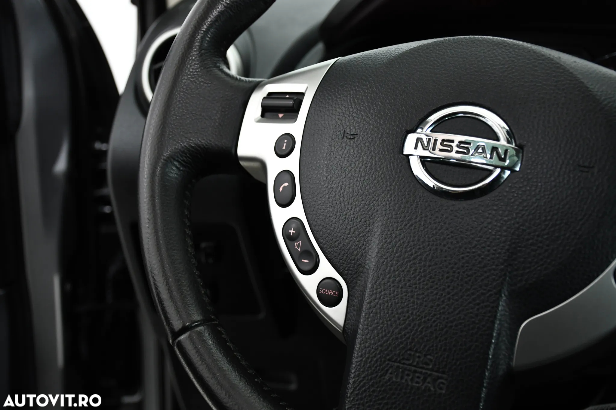 Nissan Qashqai 2.0 DCI 4 x 4 DPF acenta - 26