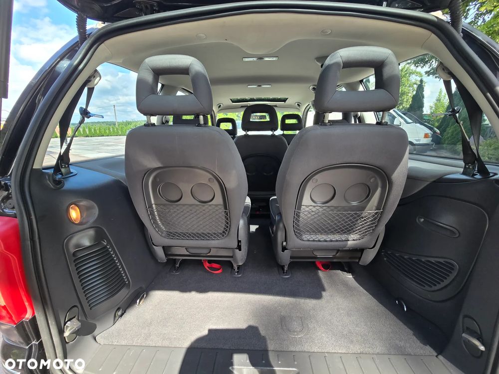 Volkswagen Sharan 2.0 Freestyle - 24