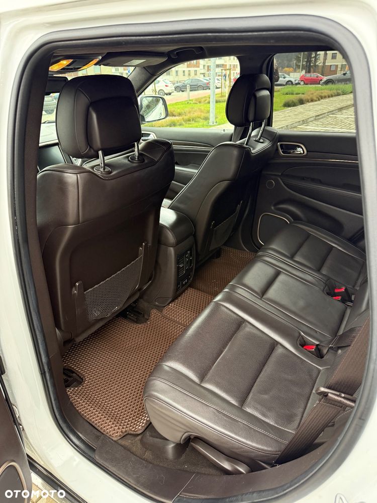 Jeep Grand Cherokee 3.0 CRD Overland Summit - 19