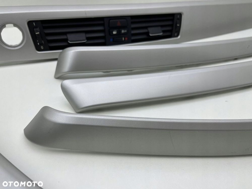 BMW 3 E90 E91 LIFT LISTWY OZDOBNE DEKORY EUROPA SATINSILBER KOMPLET 9201023 - 12