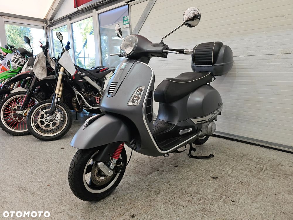 Piaggio Vespa - 13