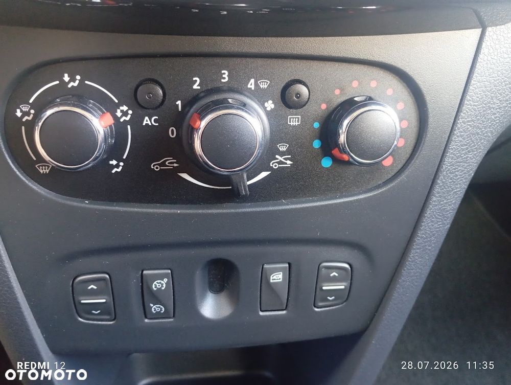 Dacia Sandero Stepway TCe 90 (S&S) Celebration - 25