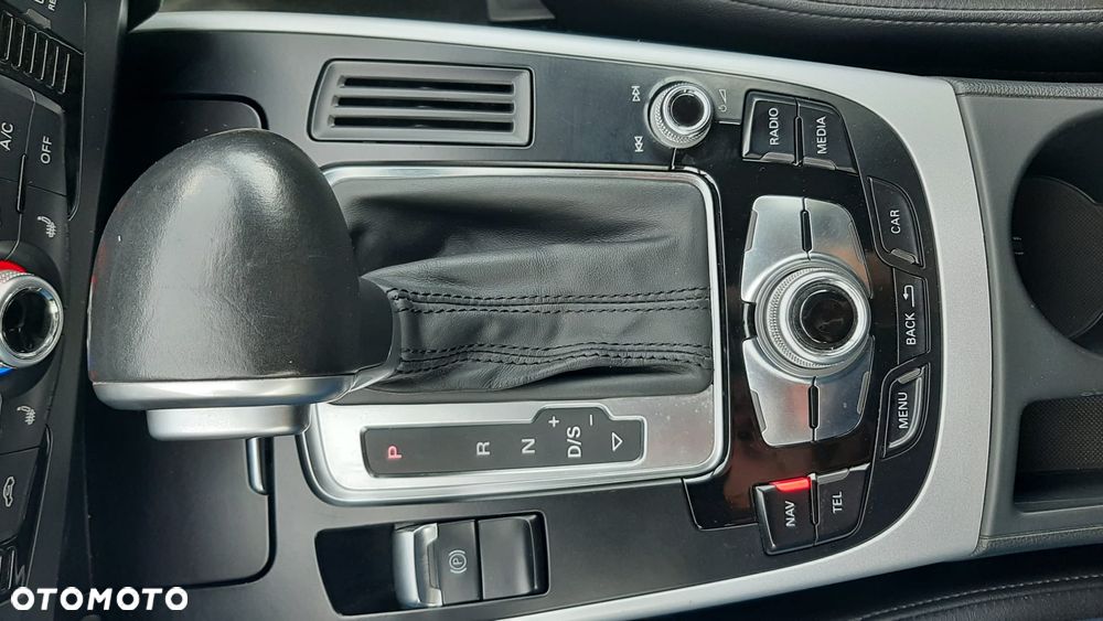 Audi A4 Avant 2.0 TDI DPF clean diesel multitronic Ambiente - 30