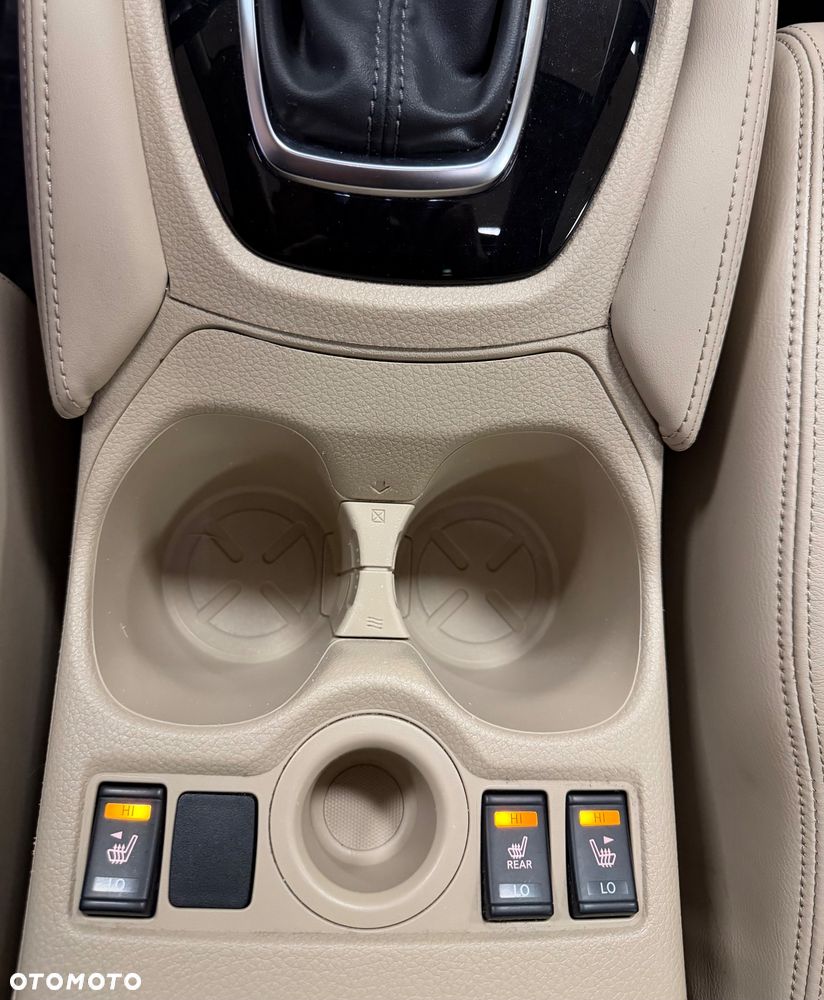 Nissan X-Trail 1.3 DIG-T Tekna 2WD DCT - 24