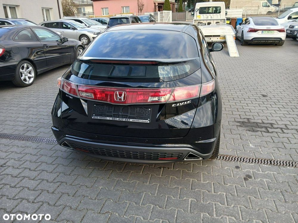 Honda Civic 1.8 Executive - 6