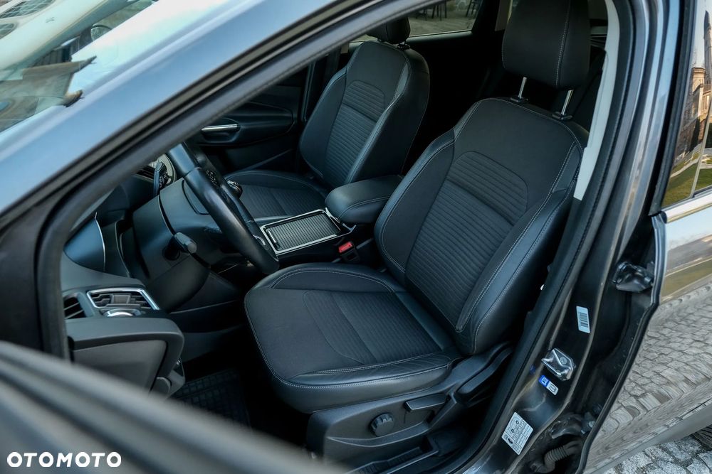 Ford Kuga 2.0 TDCi 4x4 Titanium - 20