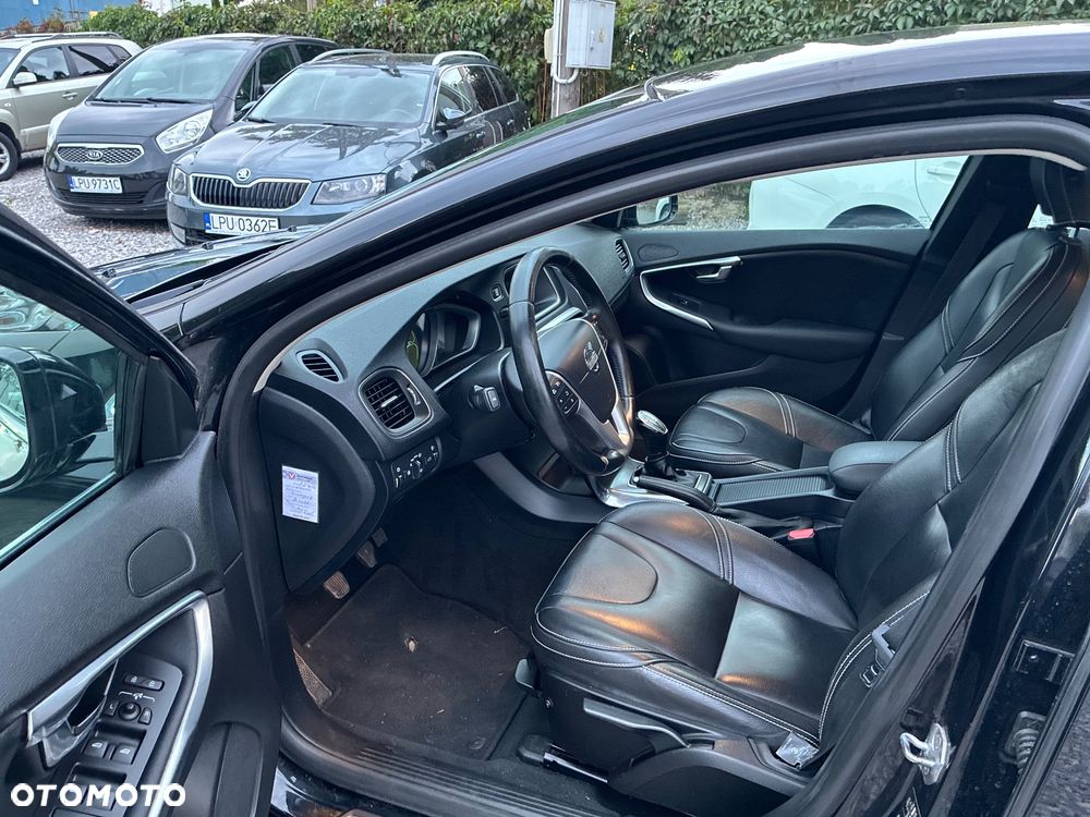 Volvo V40 - 8