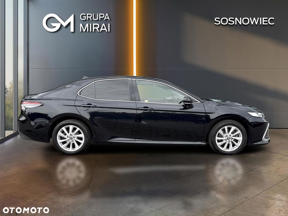 Toyota Camry 2.5 Hybrid Comfort CVT - 6