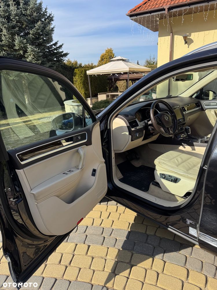 Volkswagen Touareg 3.0 V6 TDI BMT - 12