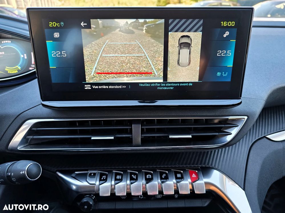 Peugeot 3008 PHEV 300 EAT8 4X4 GT - 28