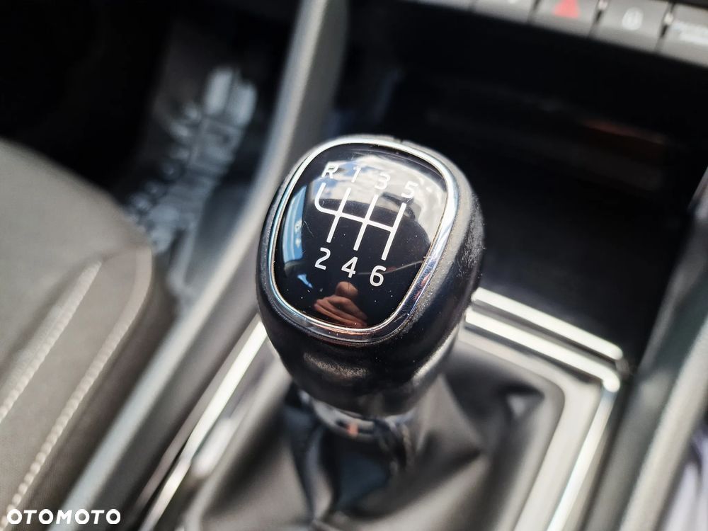 Skoda Karoq 1.6 TDI 4x2 Style - 22