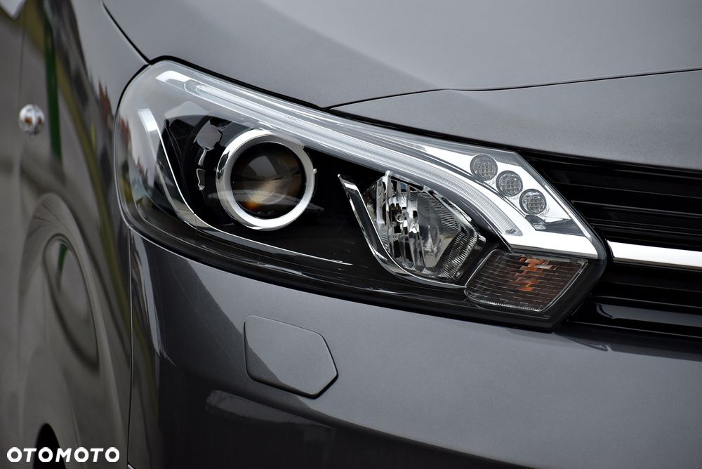 Toyota Proace Verso 2.0 D4-D Medium VIP - 11