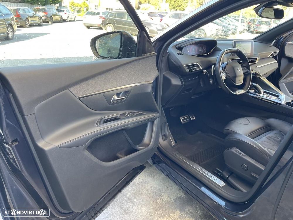 Peugeot 5008 1.5 BlueHDi GT Line EAT8 - 12