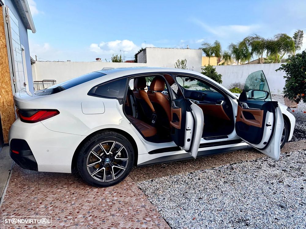 BMW i4 eDrive40 Pack Desportivo M - 3