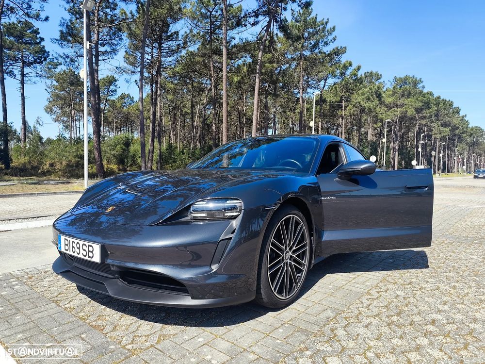 Porsche Taycan 4 - 4