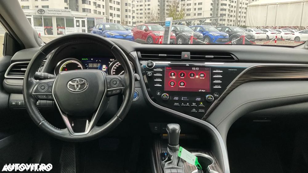 Toyota Camry 2.5 Hybrid Exclusive - 2