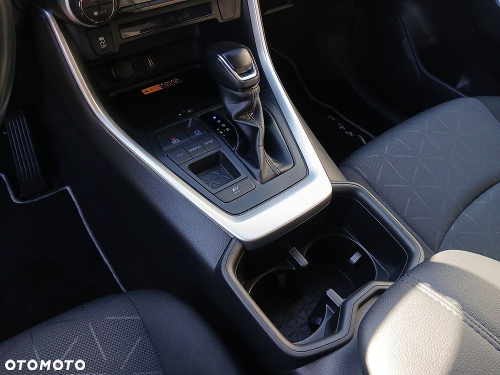 Toyota RAV4 - 35