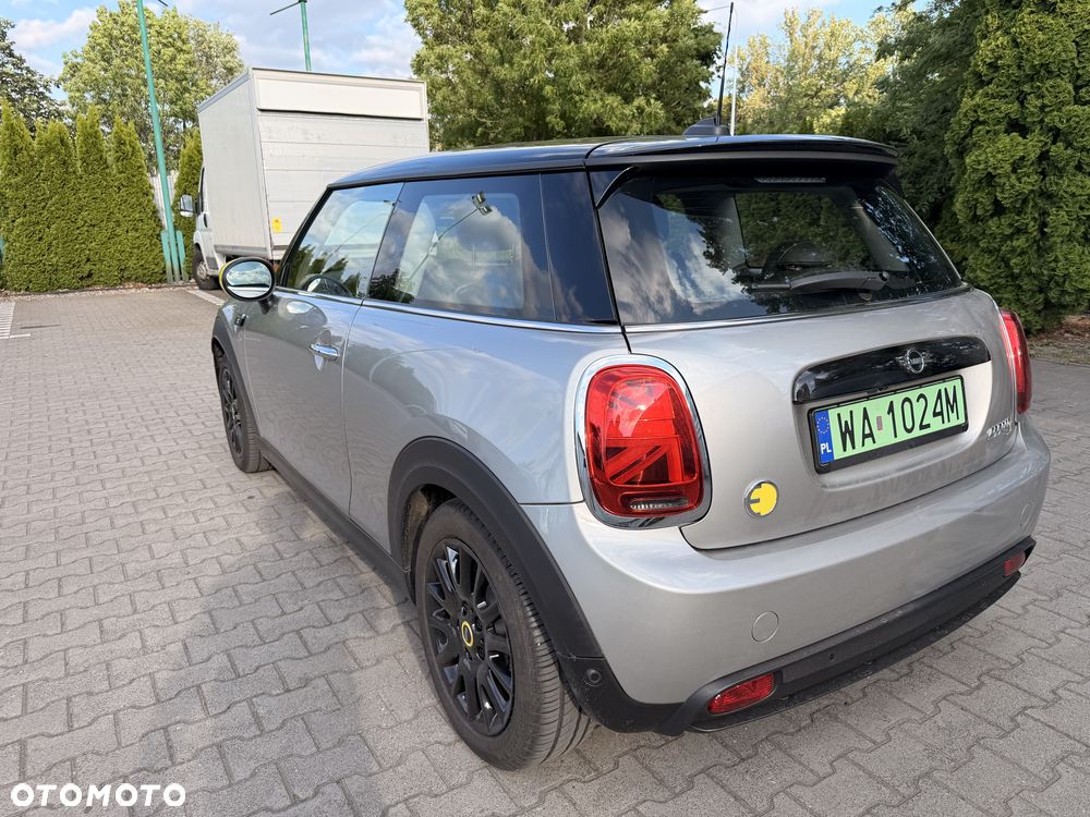 MINI Cooper SE Essential Trim - 10